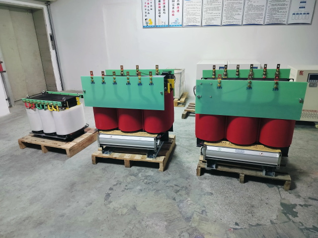 新洲KS11-1000KVA矿用变压器